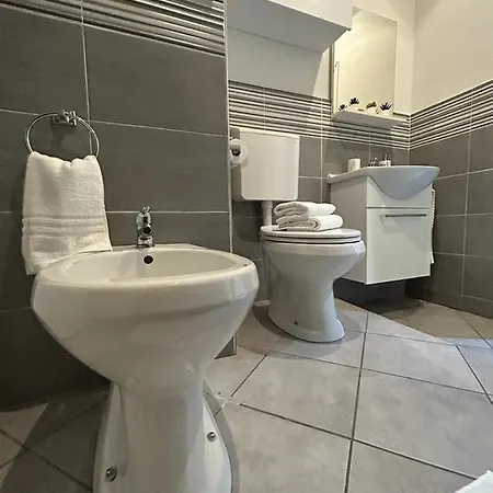 شقة Casa Bezzecca *