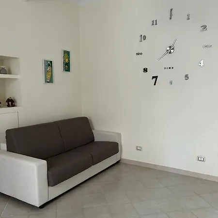 Casa Bezzecca لا سبيتسْيا