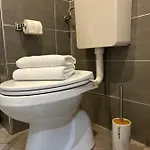 Casa Bezzecca Апартаменты *